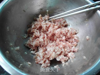 鲜肉白菜蒸饺的做法步骤：2