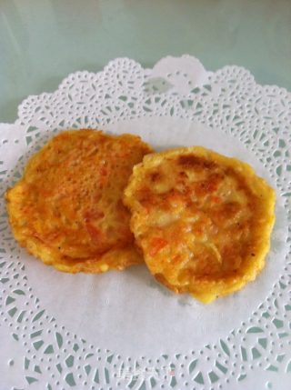 胡萝卜虾皮鸡蛋饼的做法步骤：5