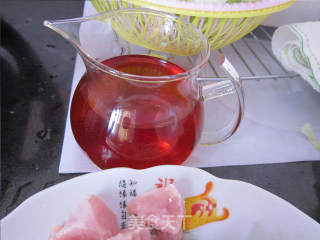 红茶香糖醋排骨的做法步骤：5