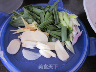 红茶香糖醋排骨的做法步骤：8