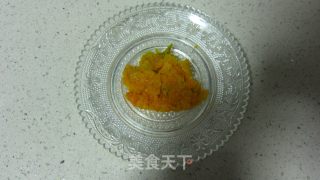 南瓜蛋饼的做法步骤：3
