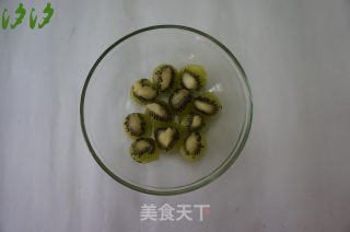 奇异果桂花糖布丁的做法步骤：2