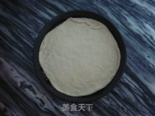 【焦糖香蕉花环包】用心做香浓水果香气的圣诞花环面包的做法步骤：10