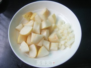 降燥润肺--柠檬雪梨饮的做法步骤：2