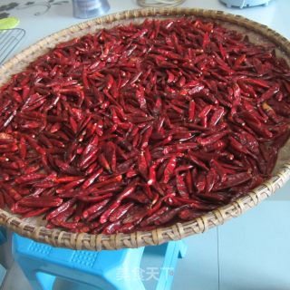 磨辣椒粉的做法步骤：1