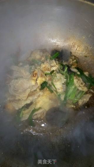 青蒜黄金肉的做法步骤：8