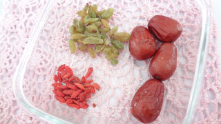 菠萝饭的做法步骤：2