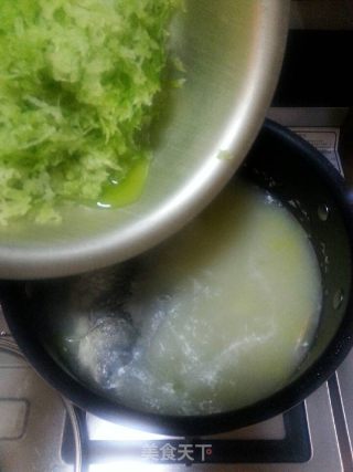 简单快手汤-【萝卜丝鲫鱼汤】的做法步骤：6