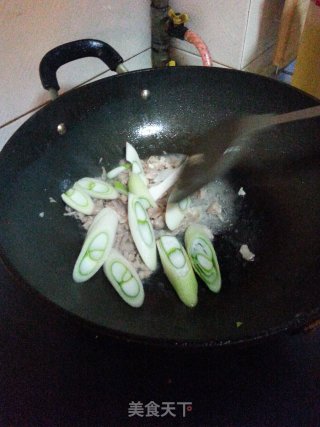 葱爆羊肉的做法步骤：4