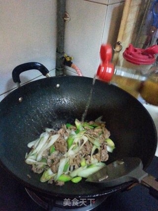 葱爆羊肉的做法步骤：7