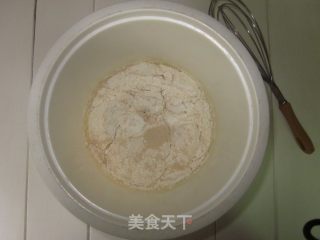 【格子松饼】比利时布鲁塞尔风味的悠闲下午茶点的做法步骤：2