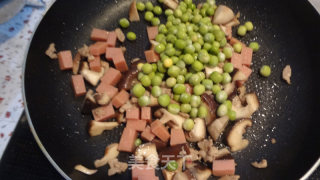 营养美味炒饭的做法步骤：6