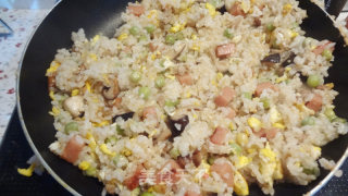 营养美味炒饭的做法步骤：11