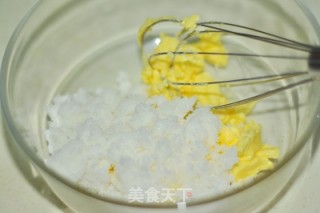 巧克力纸杯蛋糕的做法步骤：2