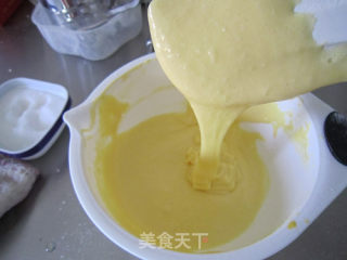 柔软的一塌糊涂--详解7寸戚风制作的做法步骤：7
