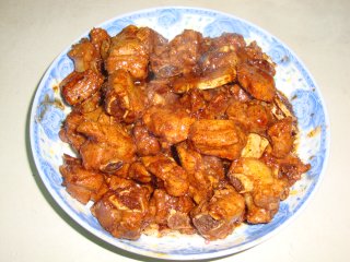 苹果糖醋排骨的做法步骤：7