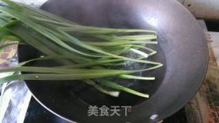 香辣韭菜串的做法步骤：2