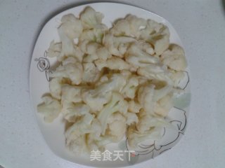 小炒木耳花菜的做法步骤：1