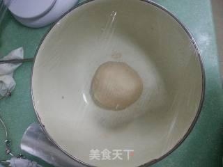 奥尔良鸡肉披萨（七寸）的做法步骤：1