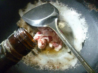 咸菜五花肉炒年糕的做法步骤：4