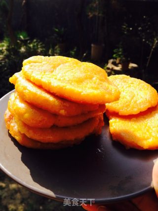 黄金南瓜饼的做法步骤：4