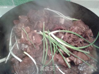 红烧羊肉的做法步骤：3