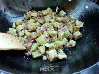 叶包骨头参烧茄子的做法步骤：7