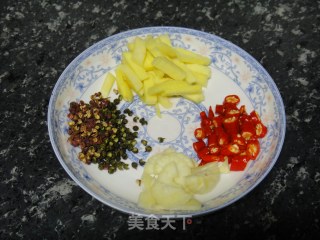 麻辣香锅的做法步骤：1