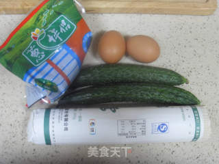 鸡蛋炸酱面的做法步骤：1
