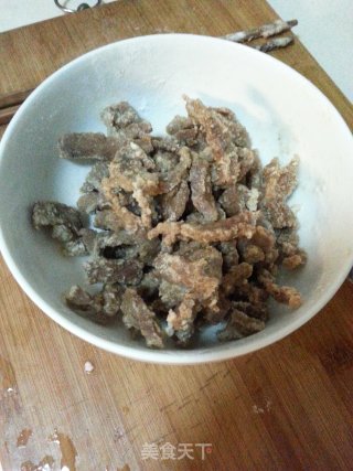 茄汁里脊的做法步骤：7