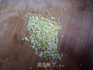 香烤鸡腿的做法步骤：1