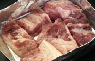 蜜汁叉烧的做法步骤：1