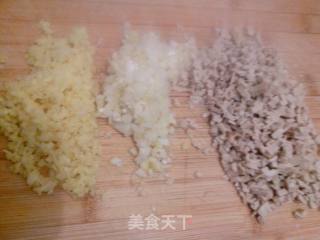 红油芹菜猪肉馅饺子的做法步骤：3