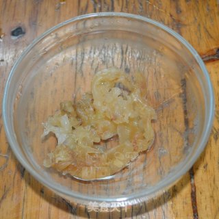 虫草花花胶炖鸡脚的做法步骤：4