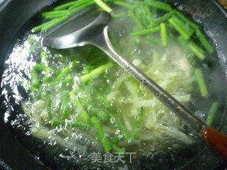 蒜薹炒土豆的做法步骤：3