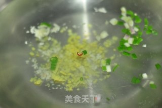 热炝鲈鱼的做法步骤：4