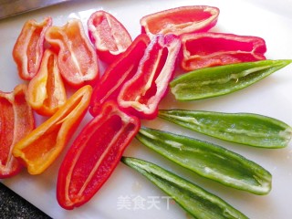 葱香肉末酿辣椒的做法步骤：2
