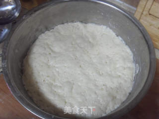 芹菜牛肉馅包子的做法步骤：1