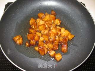 西芹炒鸡丁的做法步骤：8