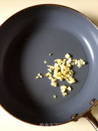 瑶柱菌菇烩豆腐的做法步骤：7