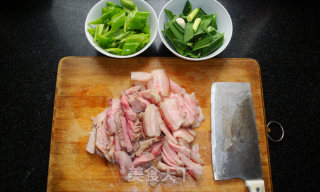 ＜川菜＞回锅肉的做法步骤：3