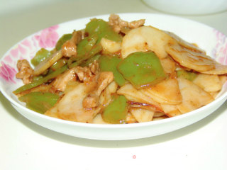 酸甜口的土豆炒青椒的做法步骤：6