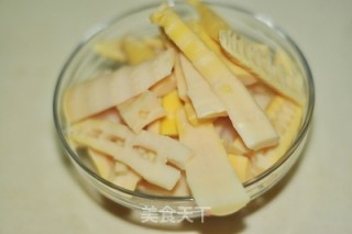 炒双冬的做法步骤：3
