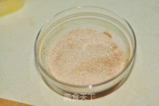 煎肉桂多士的做法步骤：2