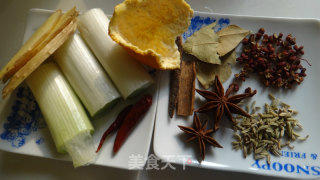 家常炖腔骨的做法步骤：4