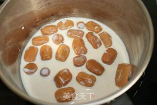 夹心巧克力糖  慕斯蛋糕的做法步骤：2