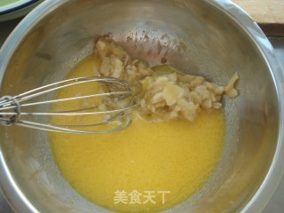 香蕉戚风的做法步骤：3