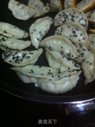 素味煎饺的做法步骤：6