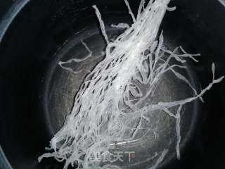 杏仁豆腐的做法步骤：1
