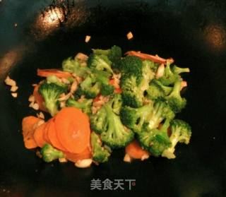 中西合璧～牛排西兰花的做法步骤：8